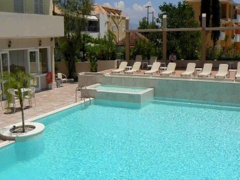 Happyland Hotel Apartments Nydri  Luaran gambar